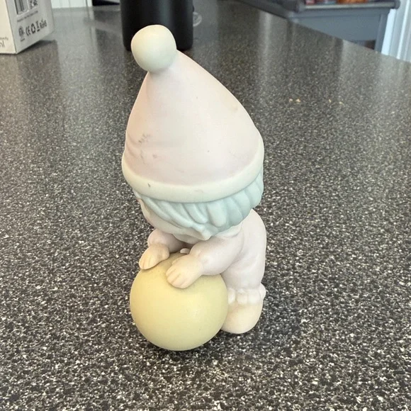 Precious Moments Pink and Cream Figurine - Picture 2 of 3